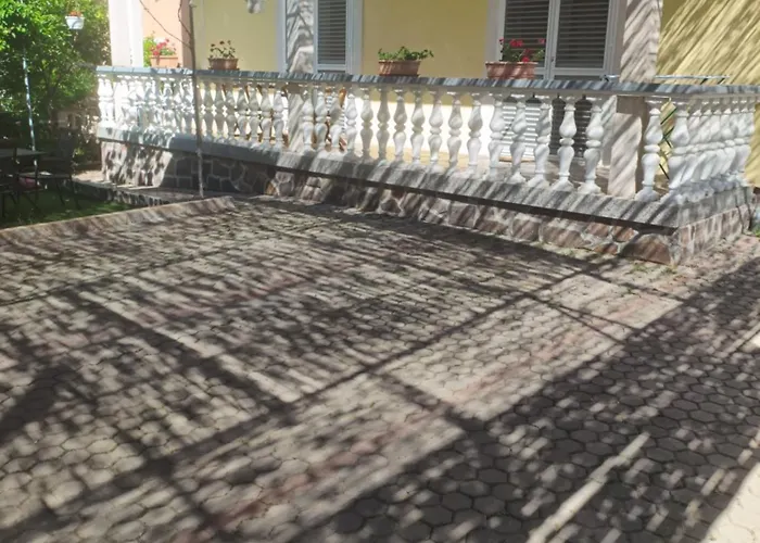 Apartment Livaja -100M2 ,Free Parking, Klima,Wifi