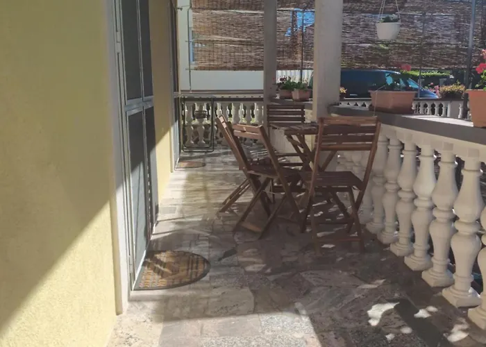 Apartment Livaja -100M2 ,Free Parking, Klima,Wifi