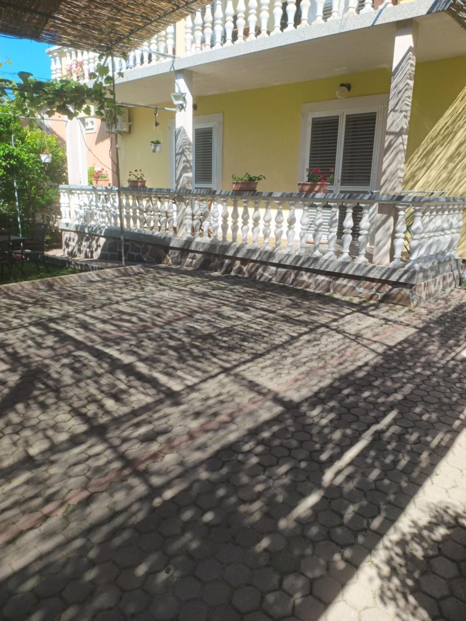 Livaja -100m2 ,free Parking, Klima,wifi Apartma